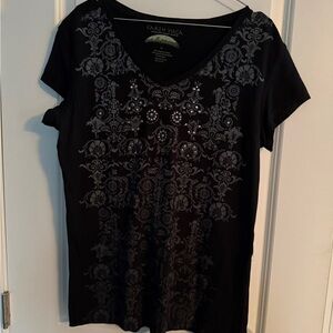 Earth Yoga Black and Gray Organic Cotton/Sustainable Bamboo Studded Top